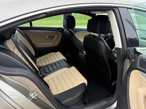 Used 2013 Volkswagen CC Sport FWD image 18
