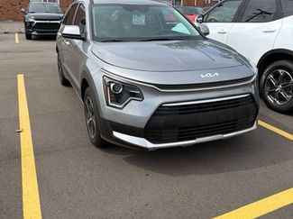 Used 2026 Kia Niro LX FWD video 2