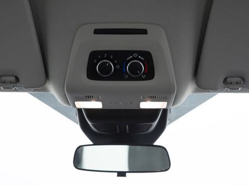 Used 2023 Ford Transit 350 XLT image 18