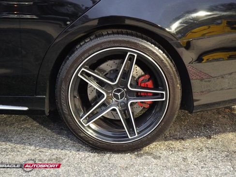 Used 2015 Mercedes-Benz S 63 AMG 4MATIC Sedan w/ Driver Assistance Package image 12