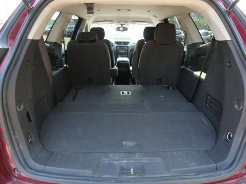 Used 2016 Chevrolet Traverse LT w/ Style and Technology Package AWD/4WD image 9