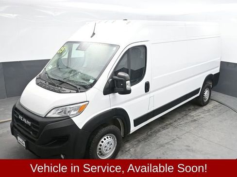 Used 2025 RAM ProMaster 2500 w/ Convenience Group image 26