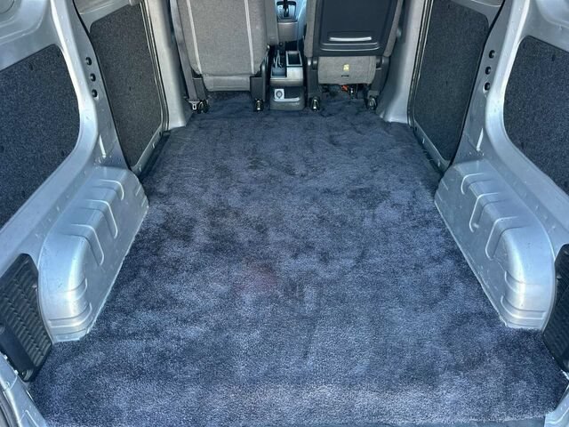 Used 2015 Nissan NV200 SV w/ Technology Package FWD image 16