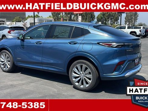 New 2025 Buick Envista Avenir image 3
