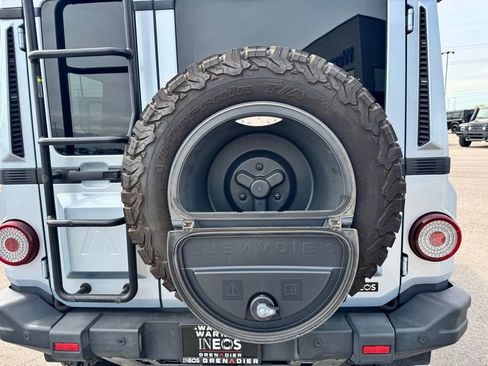 Used 2024 INEOS Grenadier Fieldmaster Edition image 25