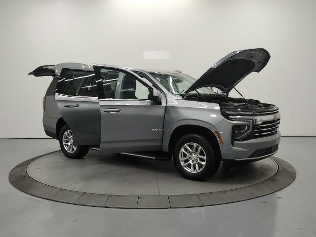 Used 2025 Chevrolet Tahoe LT AWD/4WD image 10