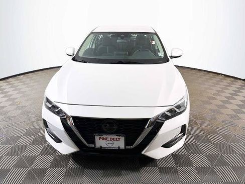 Certified 2022 Nissan Sentra SV FWD image 2