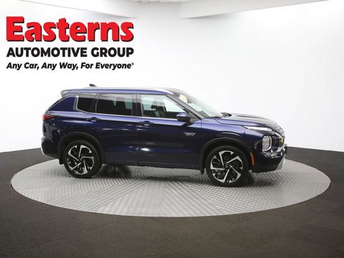 Used 2023 Mitsubishi Outlander SEL image 46