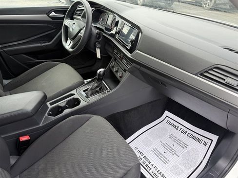 Used 2019 Volkswagen Jetta S image 38