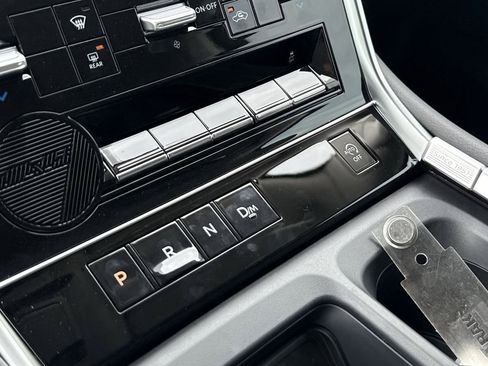 New 2026 Nissan Armada SV image 27