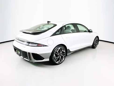 Used 2024 Hyundai Ioniq 6 SEL RWD image 9