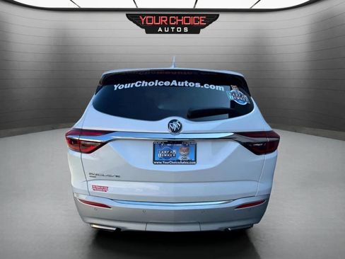 Used 2020 Buick Enclave Essence w/ Sound and Sites Package image 3