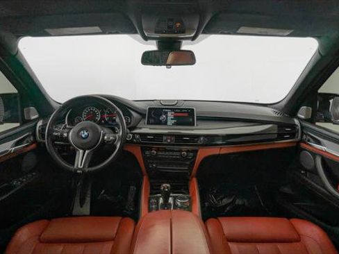 Used 2016 BMW X5 M image 26