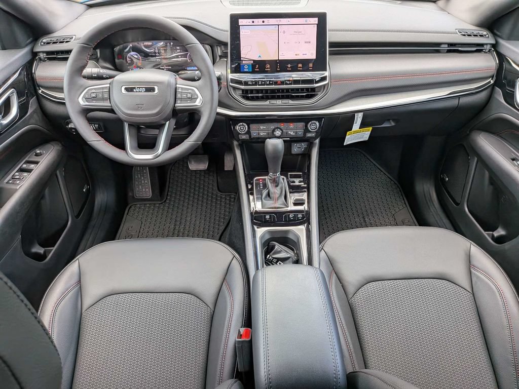 New 2026 Jeep Compass Trailhawk w/ Sun, Sound & Navigation Group AWD/4WD image 20