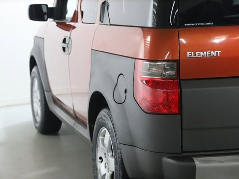 Used 2005 Honda Element EX image 6
