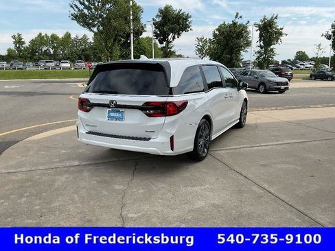 Certified 2026 Honda Odyssey Elite image 5