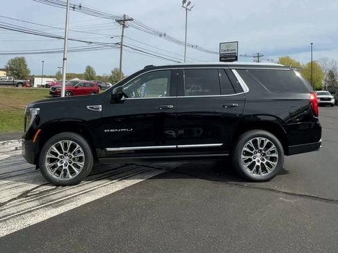 New 2026 GMC Yukon Denali w/ Denali Reserve Package AWD/4WD image 53