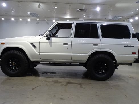 Used 1988 Toyota Land Cruiser AWD/4WD image 6