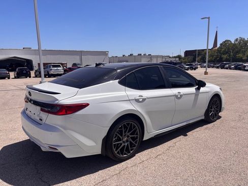 Used 2025 Toyota Camry XSE w/ Premium Plus Package AWD/4WD image 4