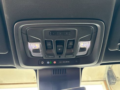 Used 2024 Chevrolet Silverado 1500 High Country w/ High Country Premium Package AWD/4WD image 64