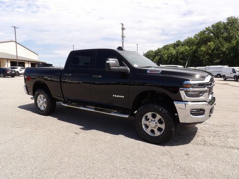 Used 2026 RAM 2500 Big Horn AWD/4WD image 10