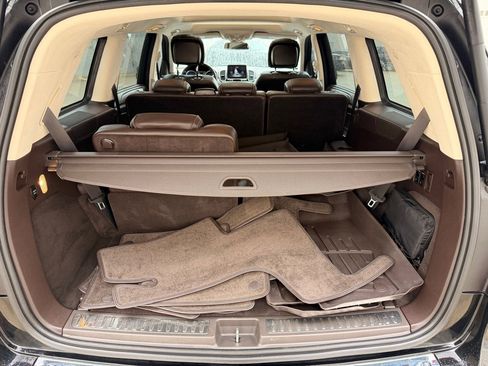 Used 2019 Mercedes-Benz GLS 550 4MATIC image 18