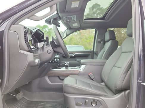 New 2026 GMC Sierra 1500 SLT w/ SLT Premium Plus Package AWD/4WD image 22