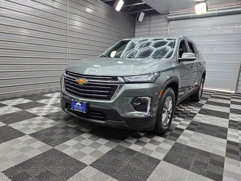 Used 2023 Chevrolet Traverse LT AWD/4WD image 43
