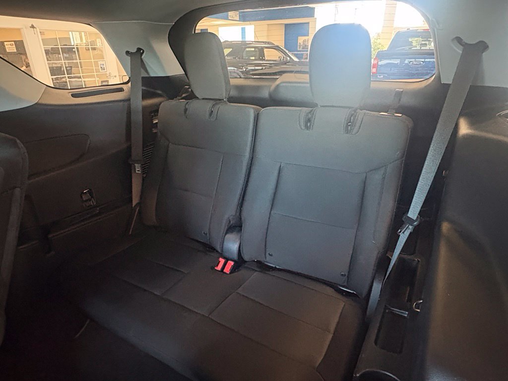 Used 2022 Ford Explorer XLT AWD/4WD image 31