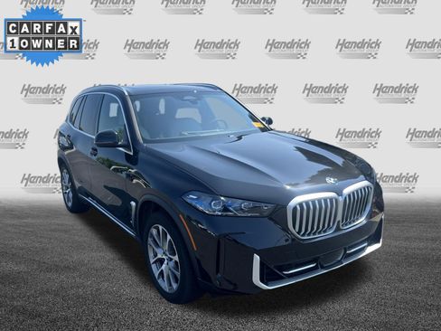 Used 2025 BMW X5 sDrive40i w/ Climate Comfort Package RWD image 2