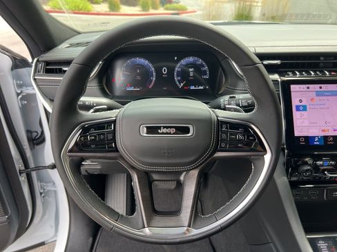 New 2025 Jeep Grand Cherokee Overland w/ Trailer Tow Package image 12