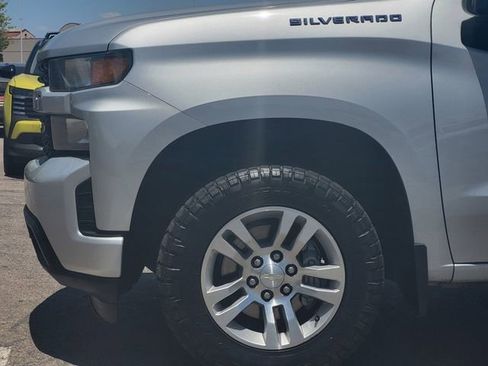 Used 2020 Chevrolet Silverado 1500 Custom w/ Custom Value Package RWD image 6