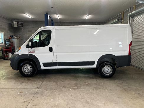 Used 2018 RAM ProMaster 1500 image 3