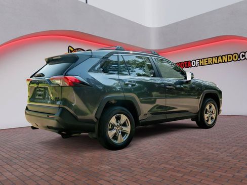 Used 2025 Toyota RAV4 XLE w/ Convenience Package AWD/4WD image 6