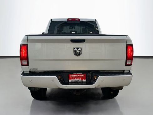 Used 2018 RAM 2500 Big Horn w/ Sport Appearance Group image 7