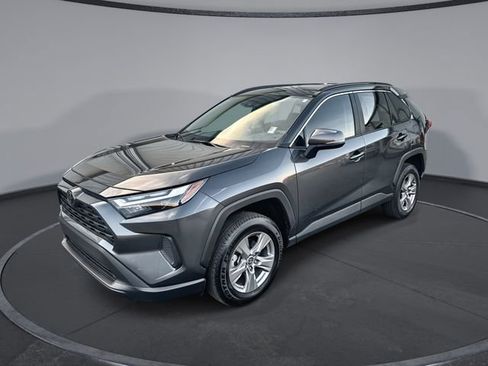 Used 2023 Toyota RAV4 XLE image 1