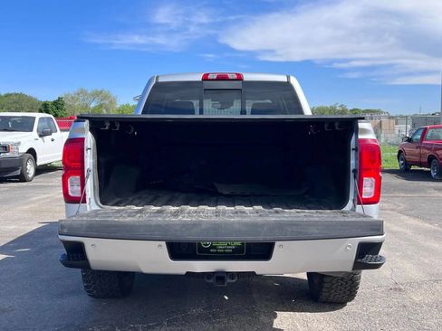 Used 2018 Chevrolet Silverado 1500 LTZ Z71 w/ LTZ Plus Package image 16