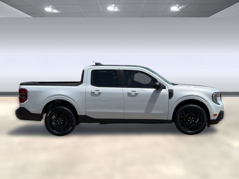 Used 2025 Ford Maverick Lariat w/ Black Appearance Package AWD/4WD image 8