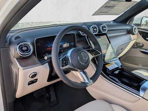 New 2026 Mercedes-Benz GLC 300 4MATIC image 3
