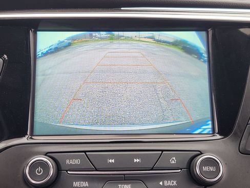 Used 2019 Buick Envision Essence FWD image 18