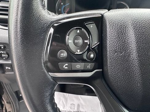 Used 2022 Honda Pilot Touring image 16