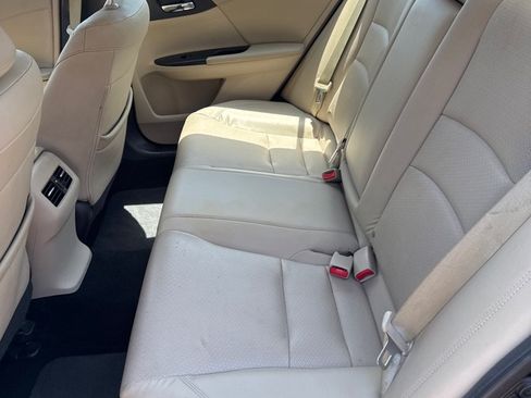 Used 2015 Honda Accord EX-L image 8