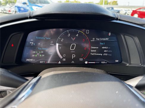Used 2020 Chevrolet Corvette Stingray Preferred Cpe w/ 2LT Preferred Equipment Group RWD image 13