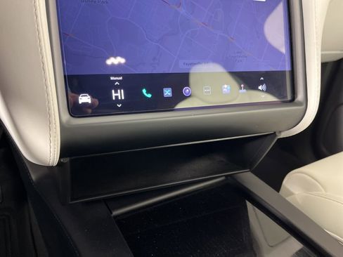 Used 2019 Tesla Model X Long Range image 33