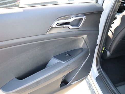 New 2026 Kia Sportage S image 57