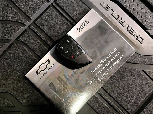 Used 2025 Chevrolet Tahoe RST w/ Comfort Package AWD/4WD image 32