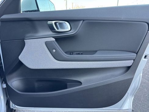 Used 2021 Polestar Polestar 2 w/ Performance Package image 11