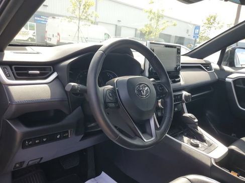 Used 2022 Toyota RAV4 XSE w/ XSE Grade Weather Package image 20