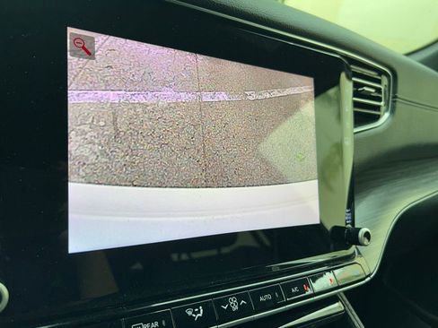 Used 2024 Jeep Wagoneer Series II w/ Flexible Seating Group image 27