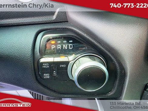 Used 2020 RAM 2500 Big Horn w/ Night Edition AWD/4WD image 17